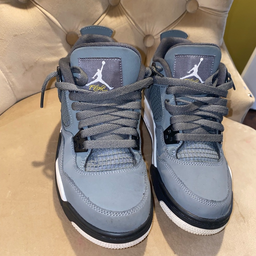 2004 AIR JORDAN 4 RETRO ‘COOL GREY’ BOY SIZE